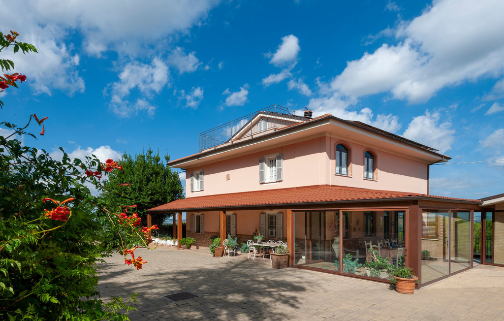 Maison 7 chambres avec piscine aux Marches - Photo 2