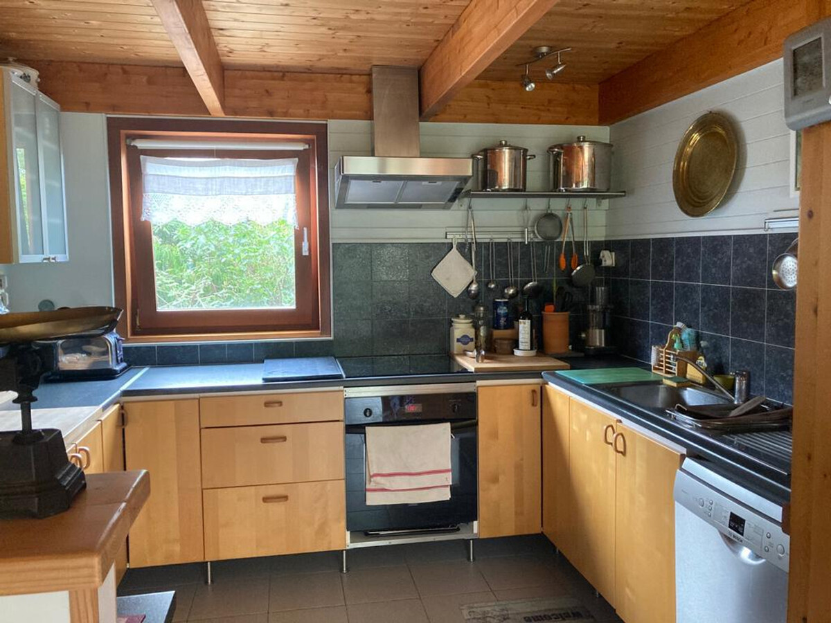 Maison 5 chambres à Locmaria, jardin 900m² près plages - Photo 5