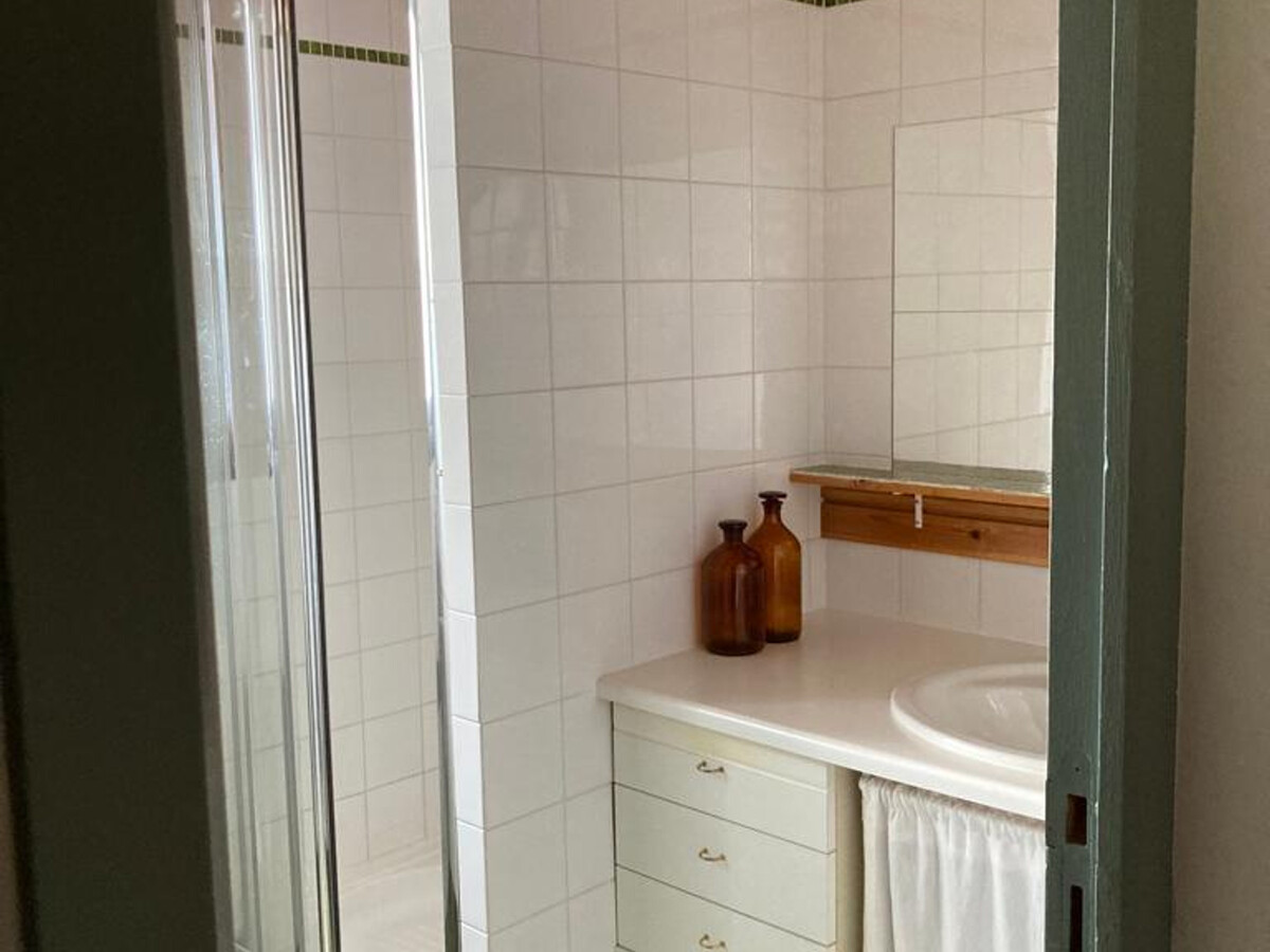 Maison 5 chambres à Locmaria, jardin 900m² près plages - Photo 8