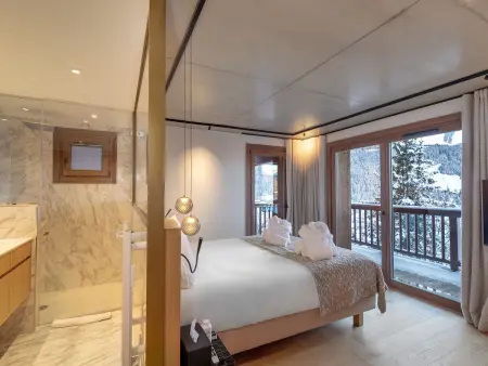Chalet de luxe avec jacuzzi et vues panoramiques à Courchevel 1650 : photo 9