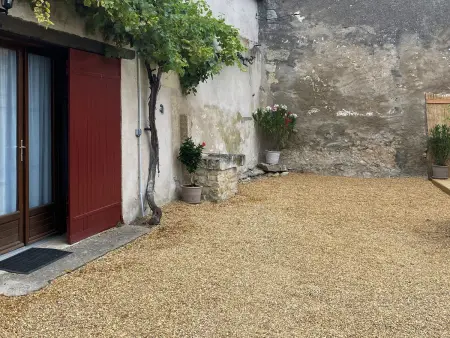 Gîte en tuffeau à Vaudelnay, poêle à bois et terrasse : photo 23