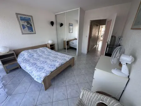 T2 avec piscine et vue port, à 100 m de la plage à Port Camargue : photo 19