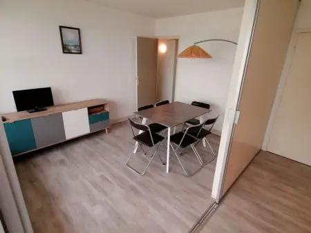 Appartement T3 vue port avec piscine et parking à Port Camargue : photo 13