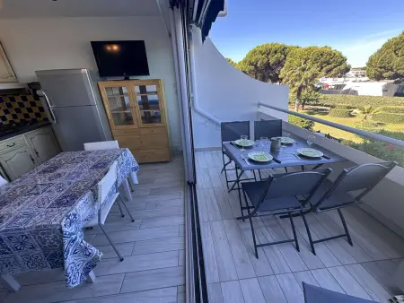 Studio 2 cabines climatisées face mer à Port Camargue : photo 5