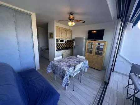 Studio 2 cabines climatisées face mer à Port Camargue : photo 7