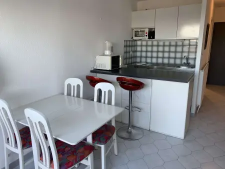 Studio-cabine vue mer, plage à 50 m, Port Camargue : photo 4