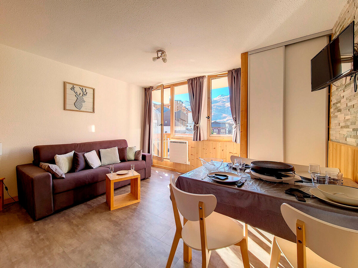 Studio rénové 22 m² ski aux pieds, balcon Sud - Photo 5