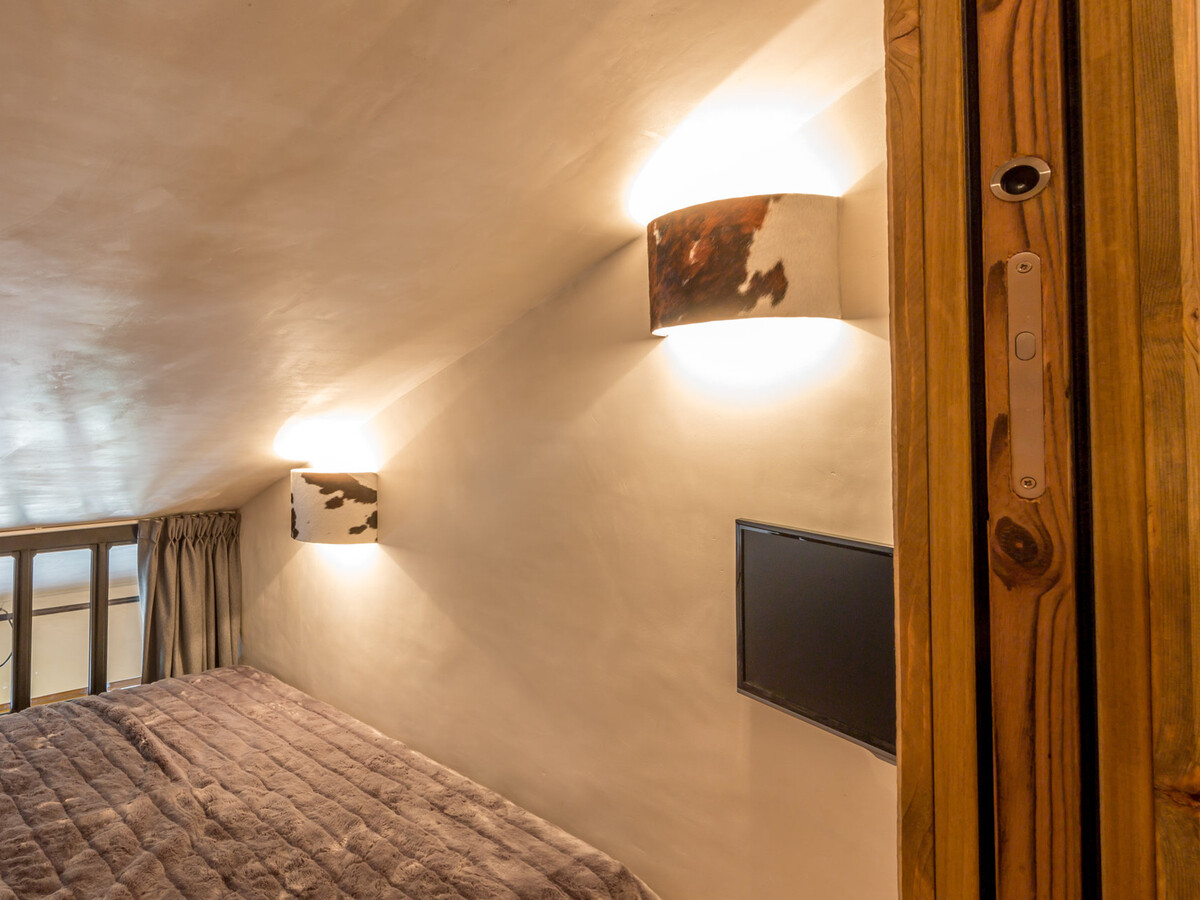 Duplex 3 pièces cabine, skis aux pieds à Val-d'Isère - Photo 9