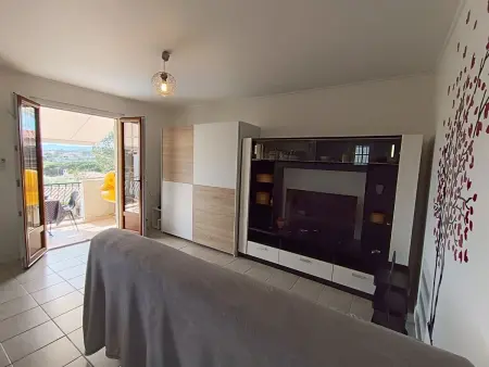 Appartement Fleurie à Fréjus, terrasse sud et piscine : photo 6