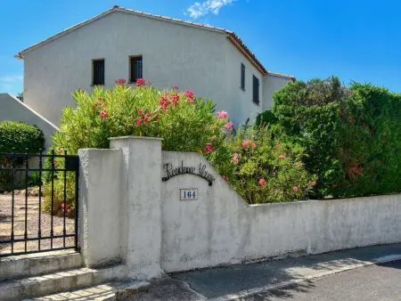 Appartement Fleurie à Fréjus, terrasse sud et piscine : photo 22