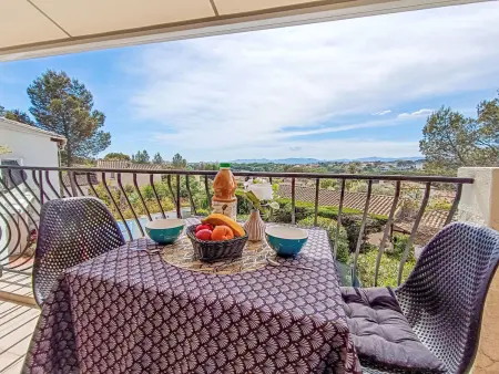 Appartement Fleurie à Fréjus, terrasse sud et piscine : photo 26
