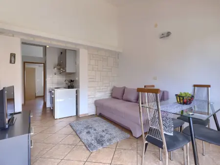 Maison Enka à Banjole : piscine chauffée, 10 personnes : photo 31