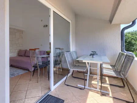 Maison Enka à Banjole : piscine chauffée, 10 personnes : photo 38