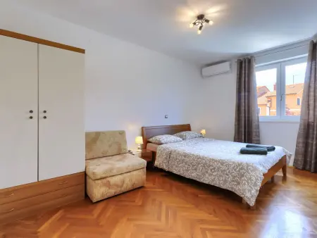 Maison Enka à Banjole : piscine chauffée, 10 personnes : photo 45