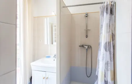 Location Maison 12 personnes à Saint Laurent du Var - Photo 35