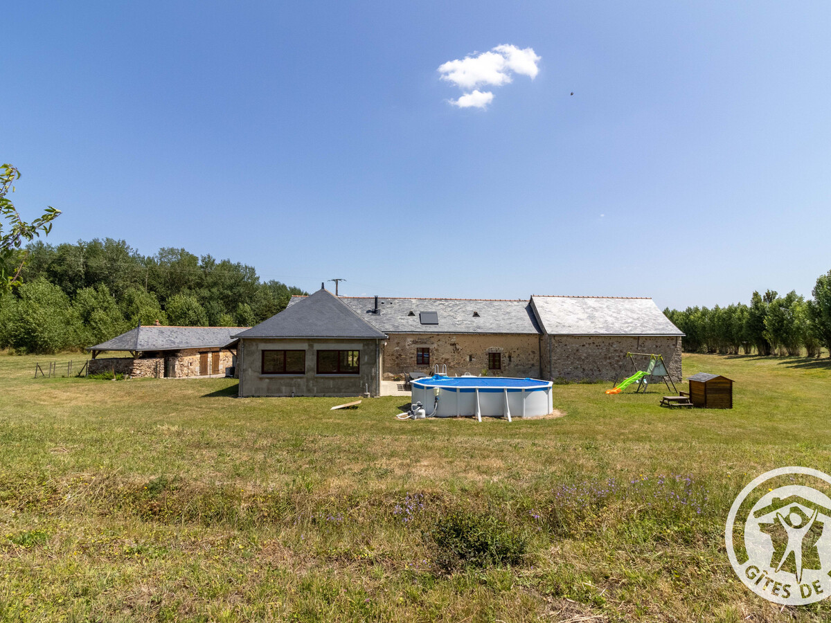 Gîte La Goguerie : 11 personnes, piscine et 4000m² de verdure - Photo 2