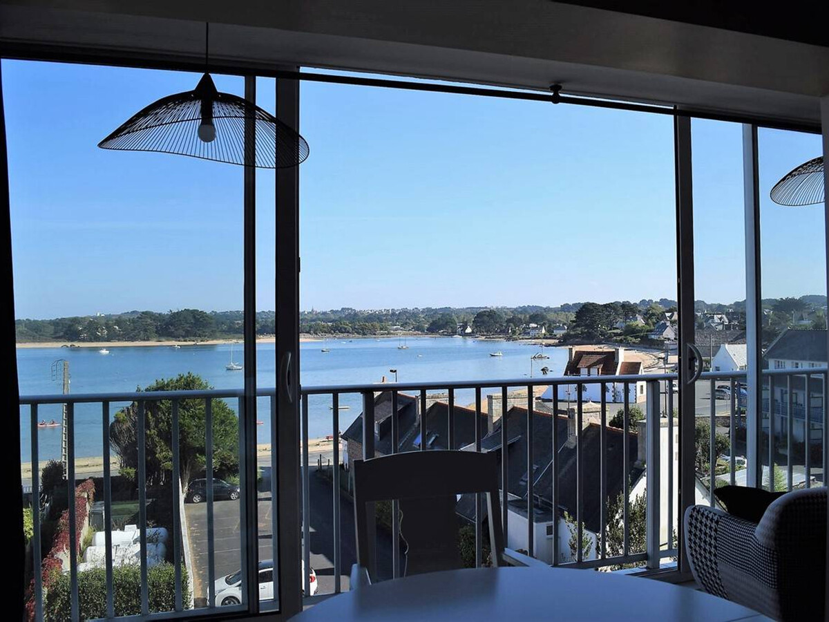 Appartement rénové vue mer Baie Sainte-Anne à Trégastel - Photo 4