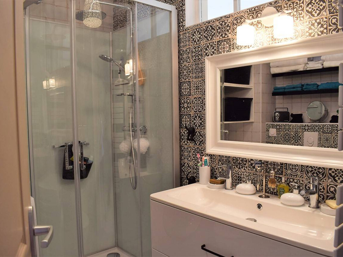 Appartement rénové vue mer Baie Sainte-Anne à Trégastel - Photo 12