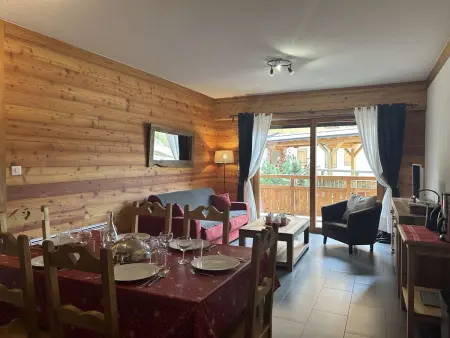 Location appartement à Montgenèvre, Appartement Ski aux Pieds, 6 Pers, Montgenèvre – Terrasse et Confort