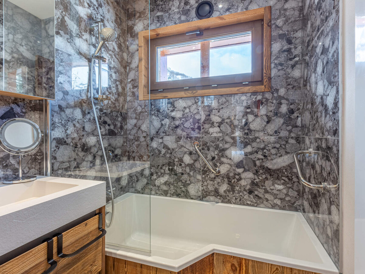 Appartement 8 pers, skis aux pieds, balcon sud – Val-d'Isère - Photo 13