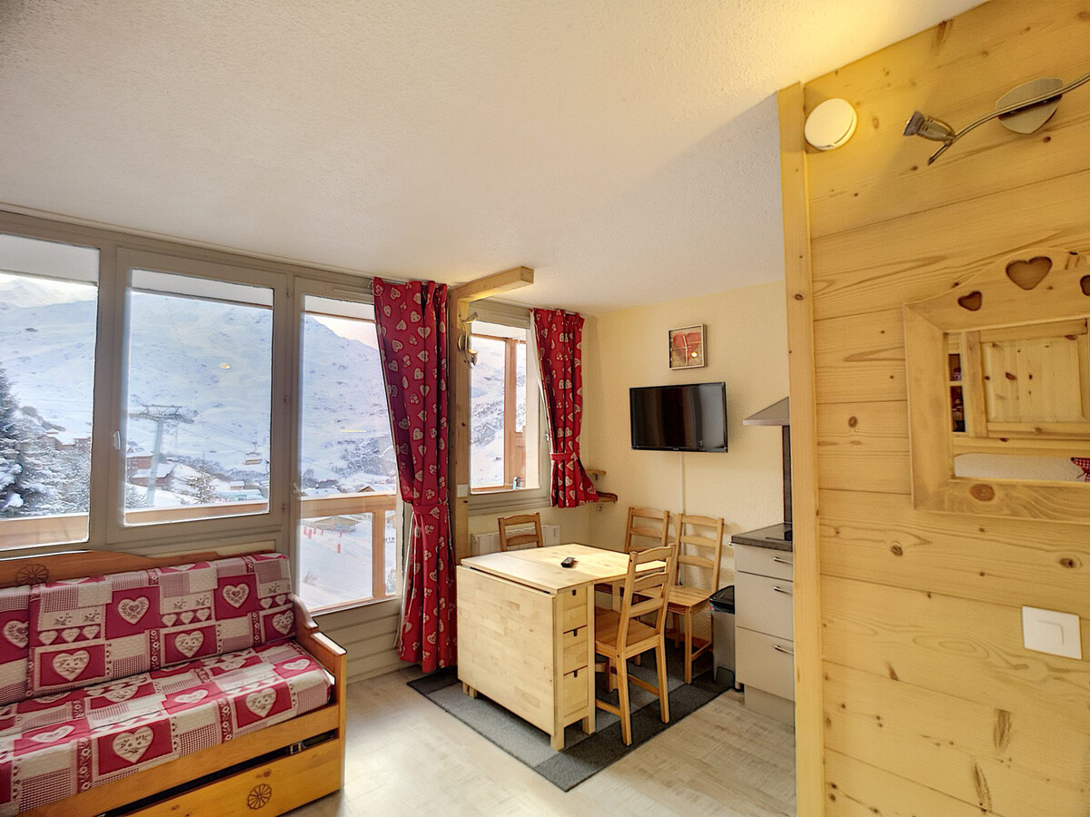 2 pièces 4 pers rénové, balcon sud, pied des pistes - Photo 4