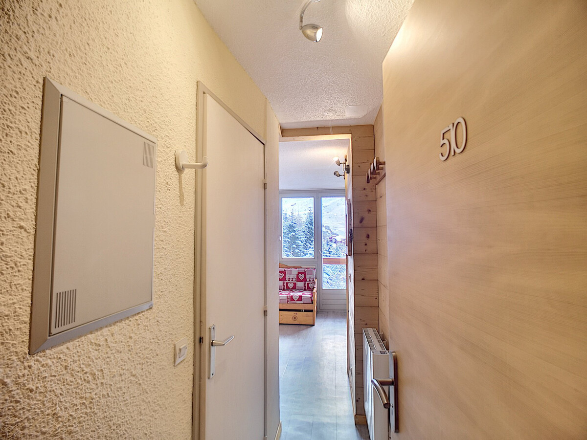 2 pièces 4 pers rénové, balcon sud, pied des pistes - Photo 9