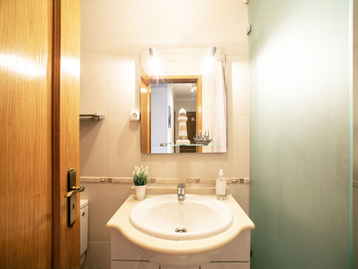 Sunny Beach Retreat, appart 110m² 4 personnes - Photo 17