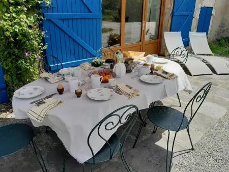 Gîte Les Chênes à Souvigny – 10 pers., piscine chauffée : photo 3