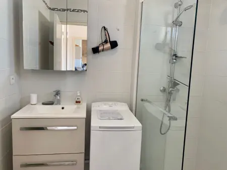 Appartement climatisé 100 m plage et port, Mèze : photo 4