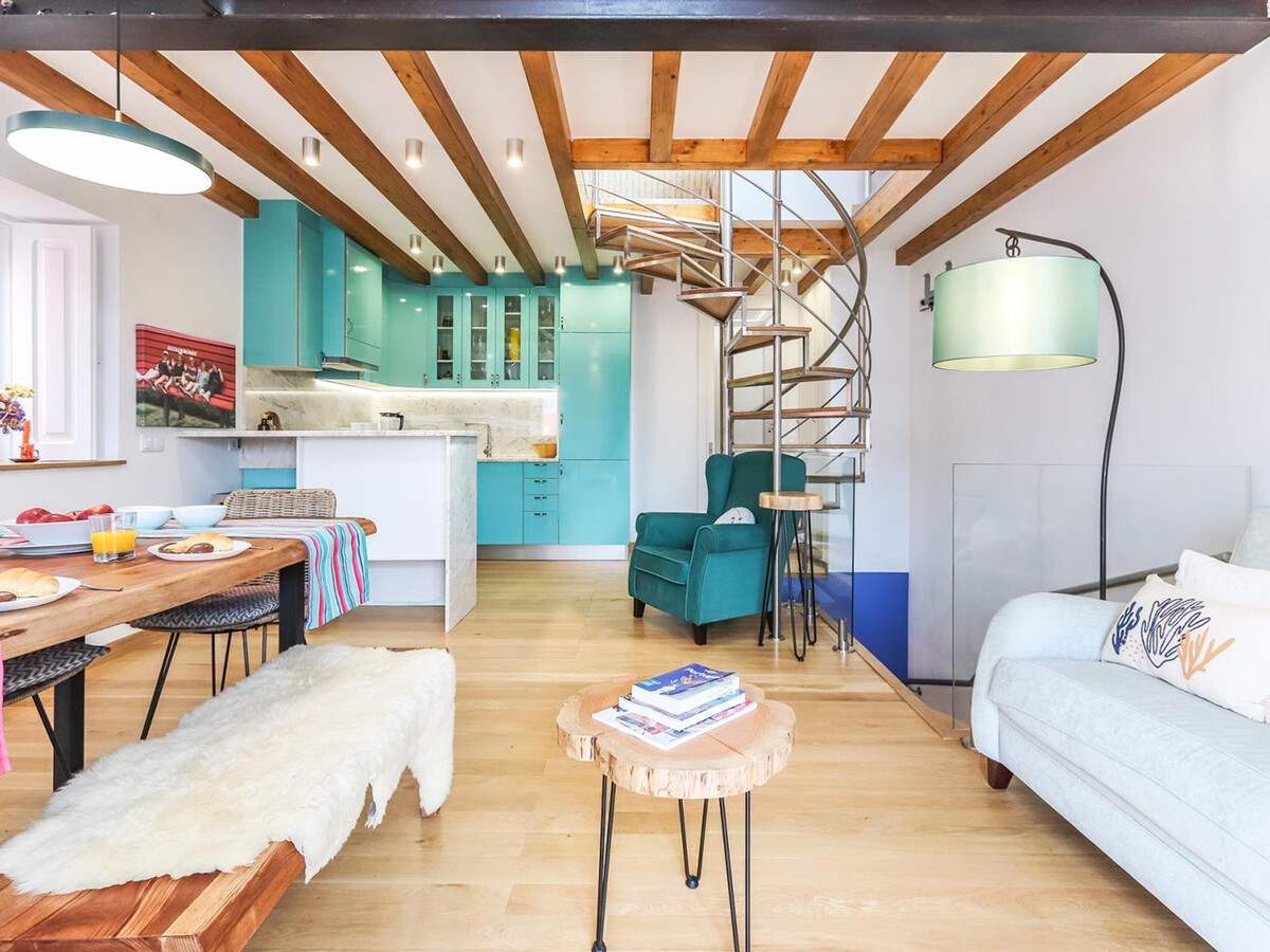 Triplex 3 chambres à Setúbal, suite parentale avec balcon - Photo 1