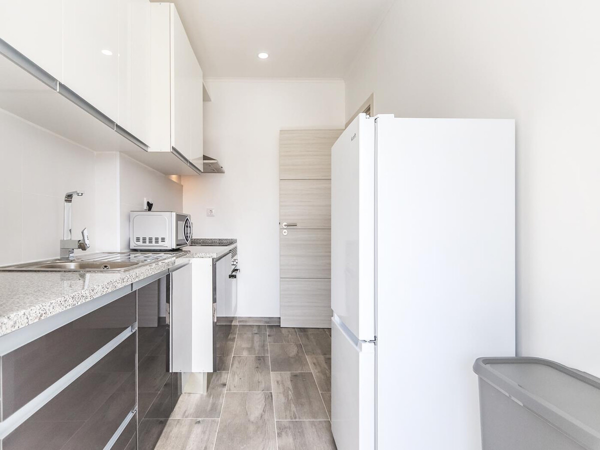 Appartement 2 chambres à Almada, 15 min de Lisbonne - Photo 22