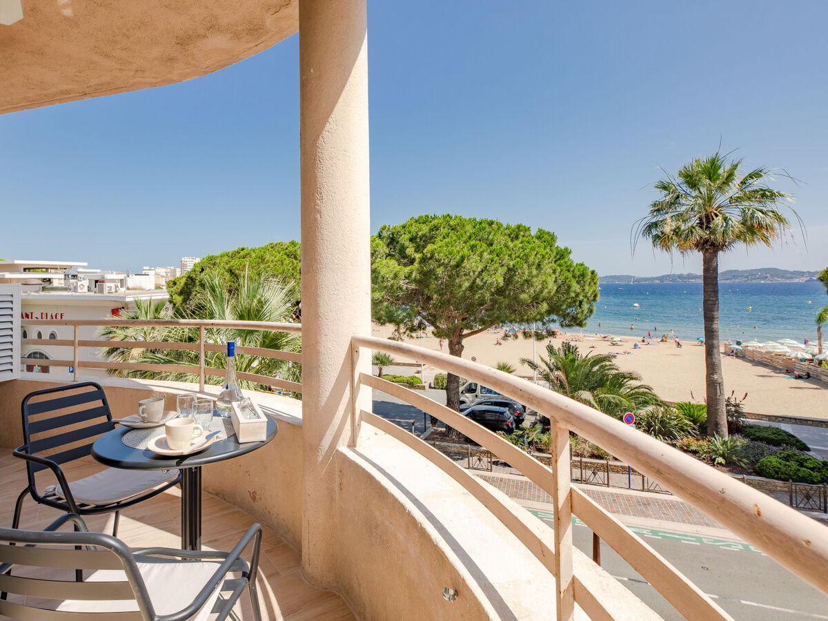 Appartement Les Dauphins - Vue mer à 20m de plage - Photo 1