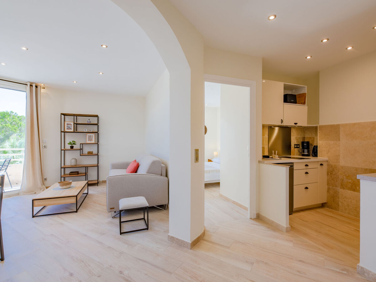 Appartement Les Dauphins - Vue mer à 20m de plage - Photo 14
