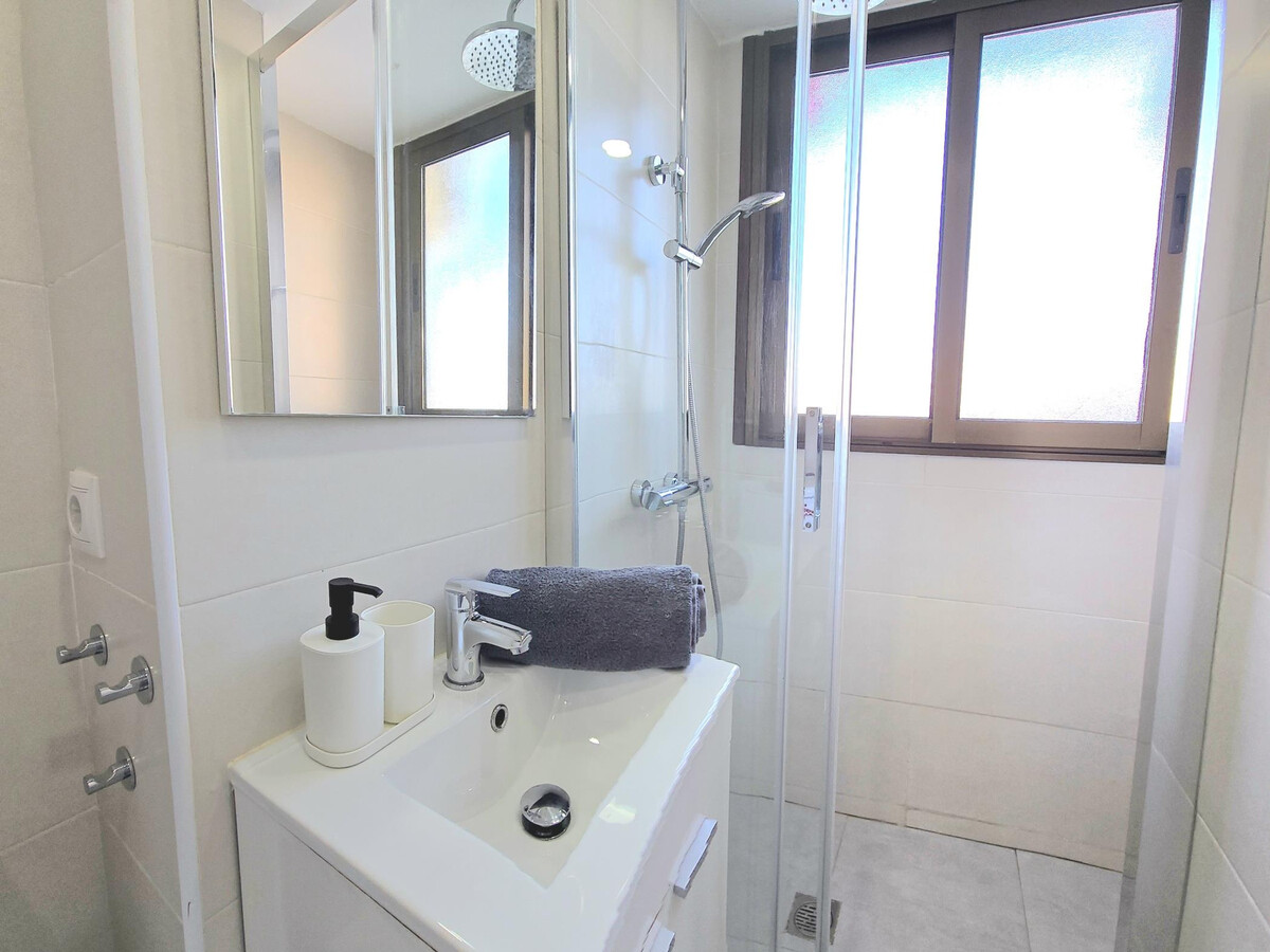 Appartement 2 ch avec parking privé à Nogalera - Photo 18