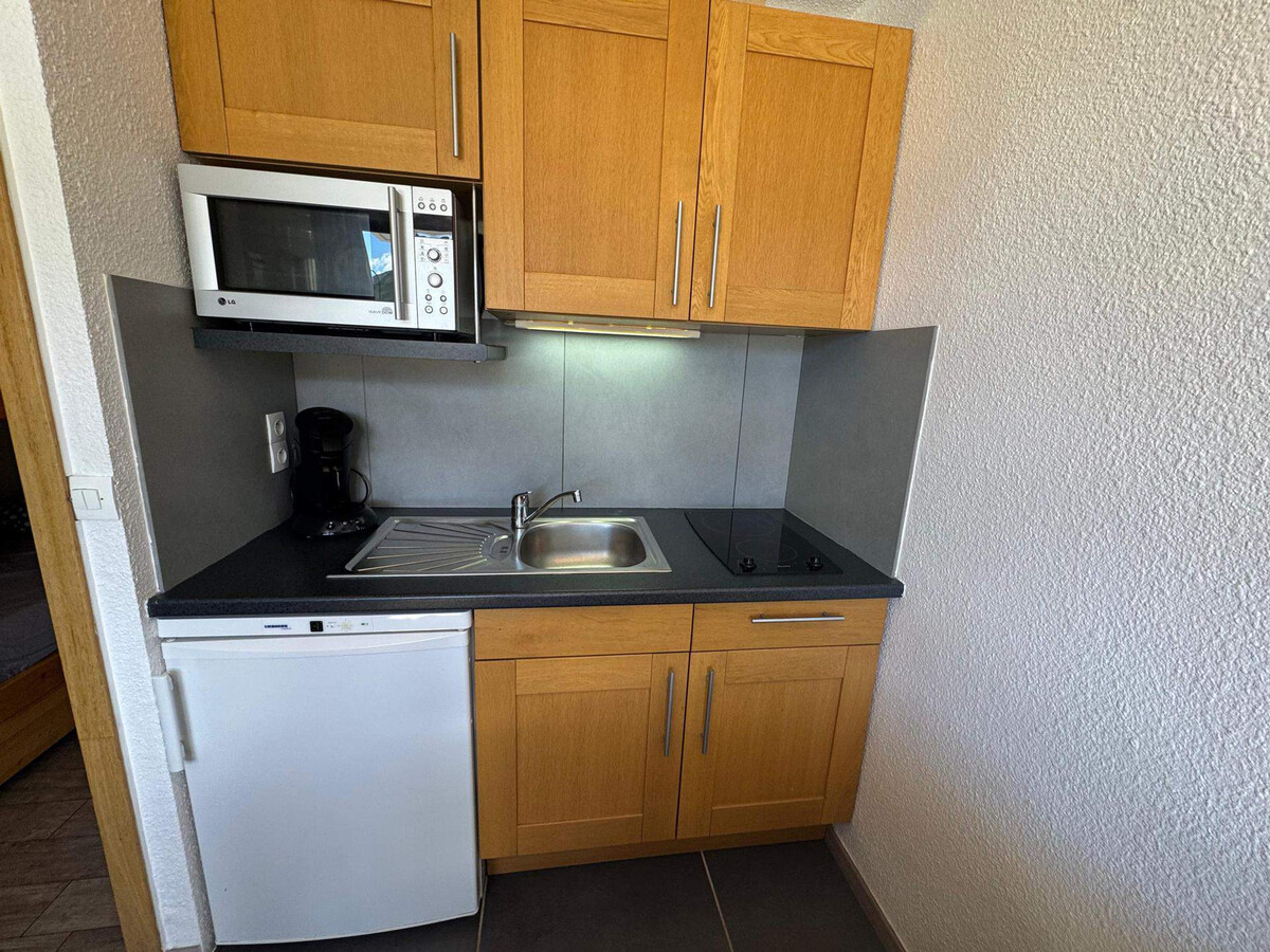 Studio 19m² aux Menuires, balcon nord-ouest, 3 personnes - Photo 2