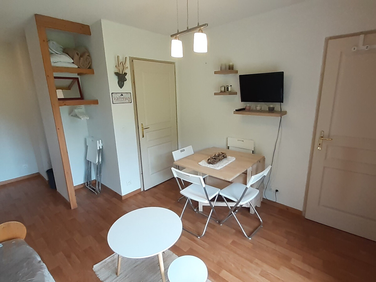 2 pièces 4 personnes à 30m du départ des pistes - Photo 3