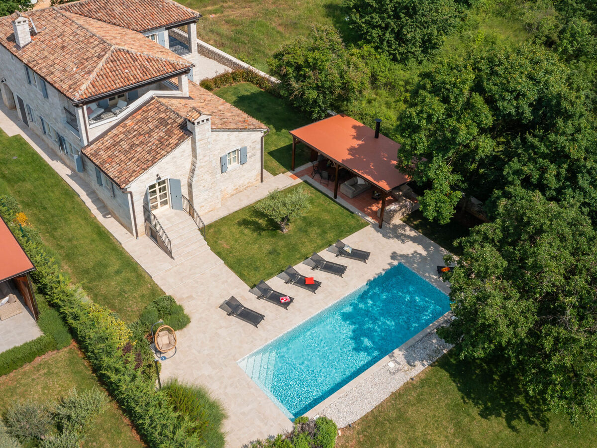 Villa Grando I, maison 260 m² avec piscine chauffée - Photo 9