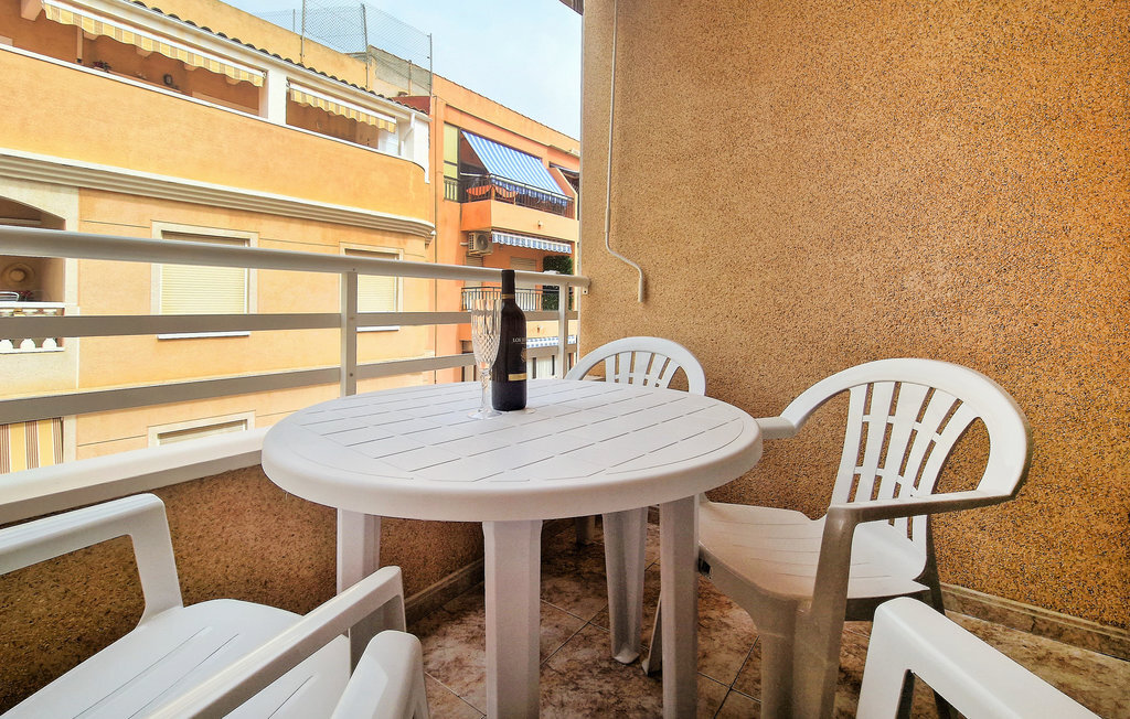 Appartement 2 chambres avec piscine commune à Torrevieja, centre-ville - Photo 2