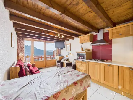 Duplex 48m² rénové, balcon sud, 200m des pistes : photo 4