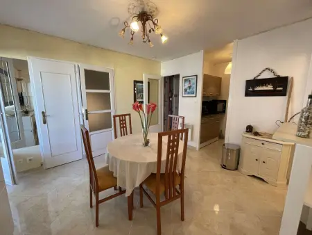 Location appartement à Saint Hilaire de Riez, Appartement spacieux 4 pers, balcon, vue mer, proche plage, parking, ménage inclus