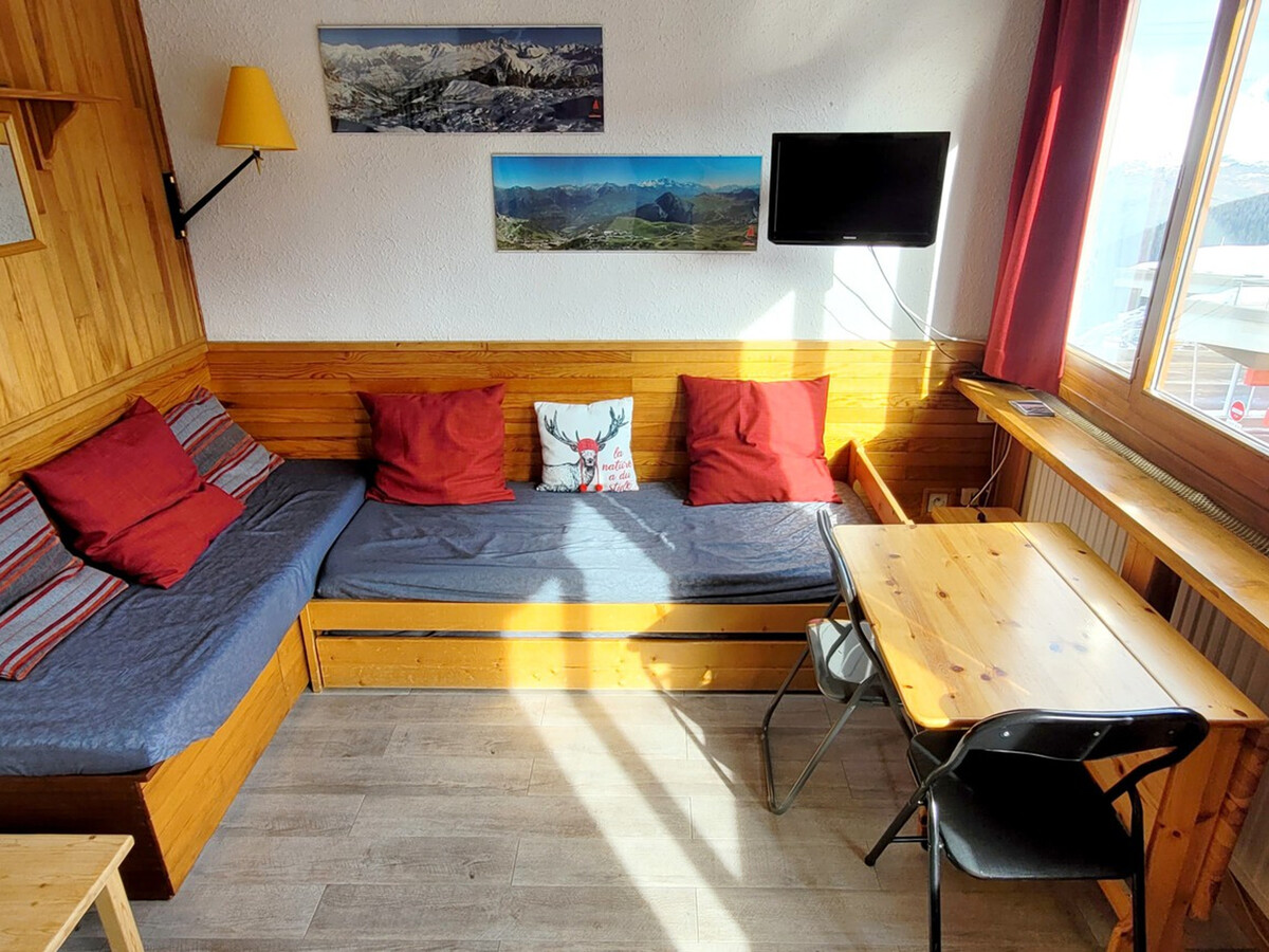 Studio 2* La Plagne, vue Mont Blanc, casier à ski - Photo 3