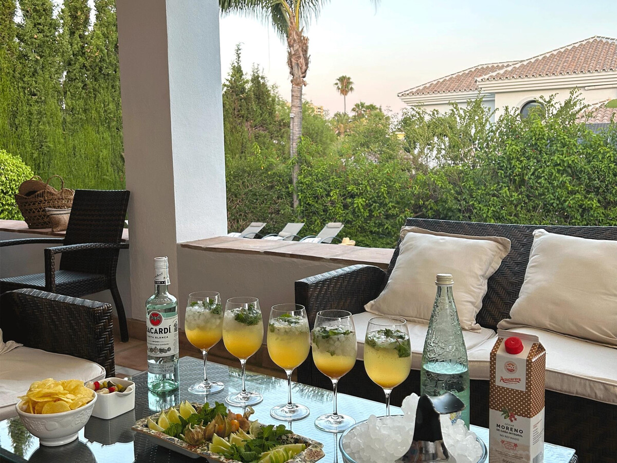Villa Maisa, 4 chambres à Marbella avec piscine débordement - Photo 4