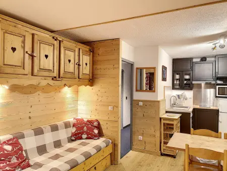 Location appartement à Les Menuires, Appartement spacieux 2 pièces rénové Les Menuires 4 pers - Accès direct pistes - WIFI