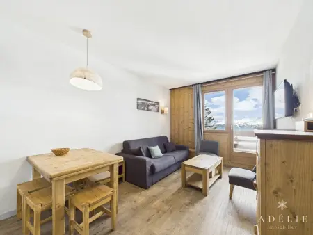 Location appartement à Montvalezan La Rosière, Bel Appartement Rénové avec Balcon -  Ski aux Pieds, 5 Pers., Près des Commerces