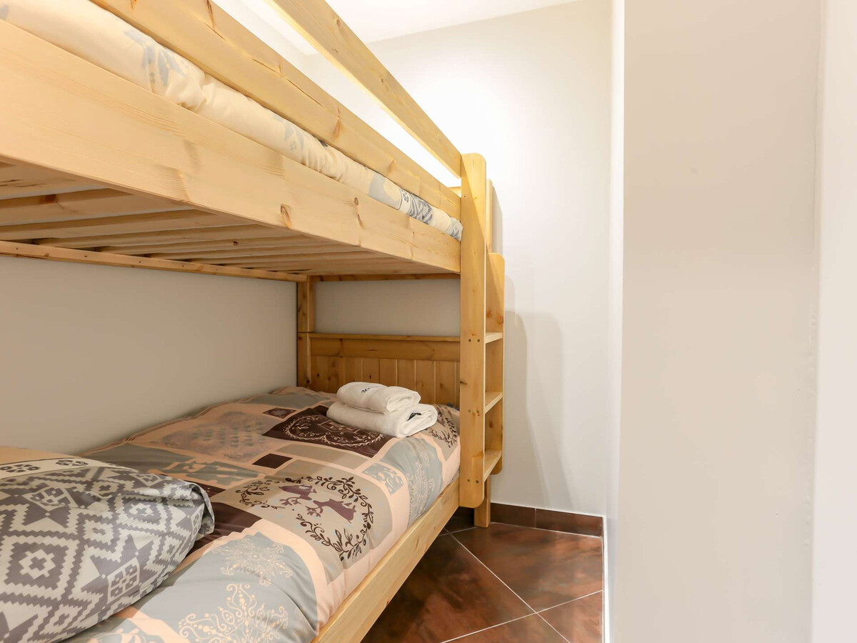 Appart 8 pers rénové, balcon Sud, 50 m des pistes - Photo 12