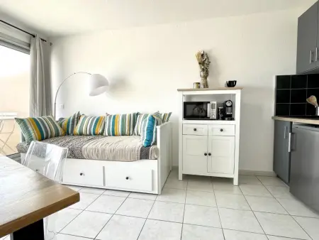 Appartement vue mer avec piscine, 4 couchages, climatisé : photo 4