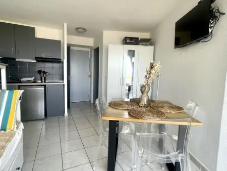 Appartement vue mer avec piscine, 4 couchages, climatisé : photo 7