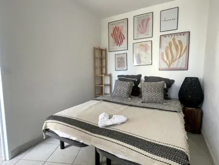 Appartement vue mer avec piscine, 4 couchages, climatisé : photo 16