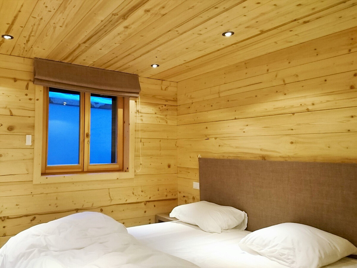 Appartement 130m² sauna & jacuzzi, vue montagne à La Tania - Photo 4