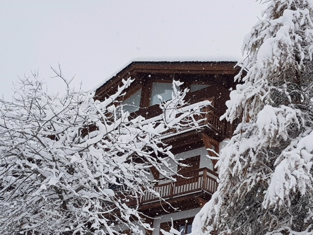 Appartement 130m² sauna & jacuzzi, vue montagne à La Tania - Photo 5